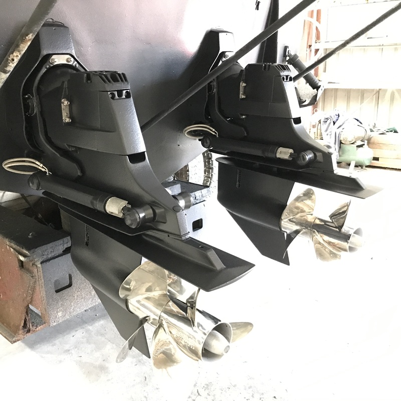 Twin Mercruiser Bravo 3 drives