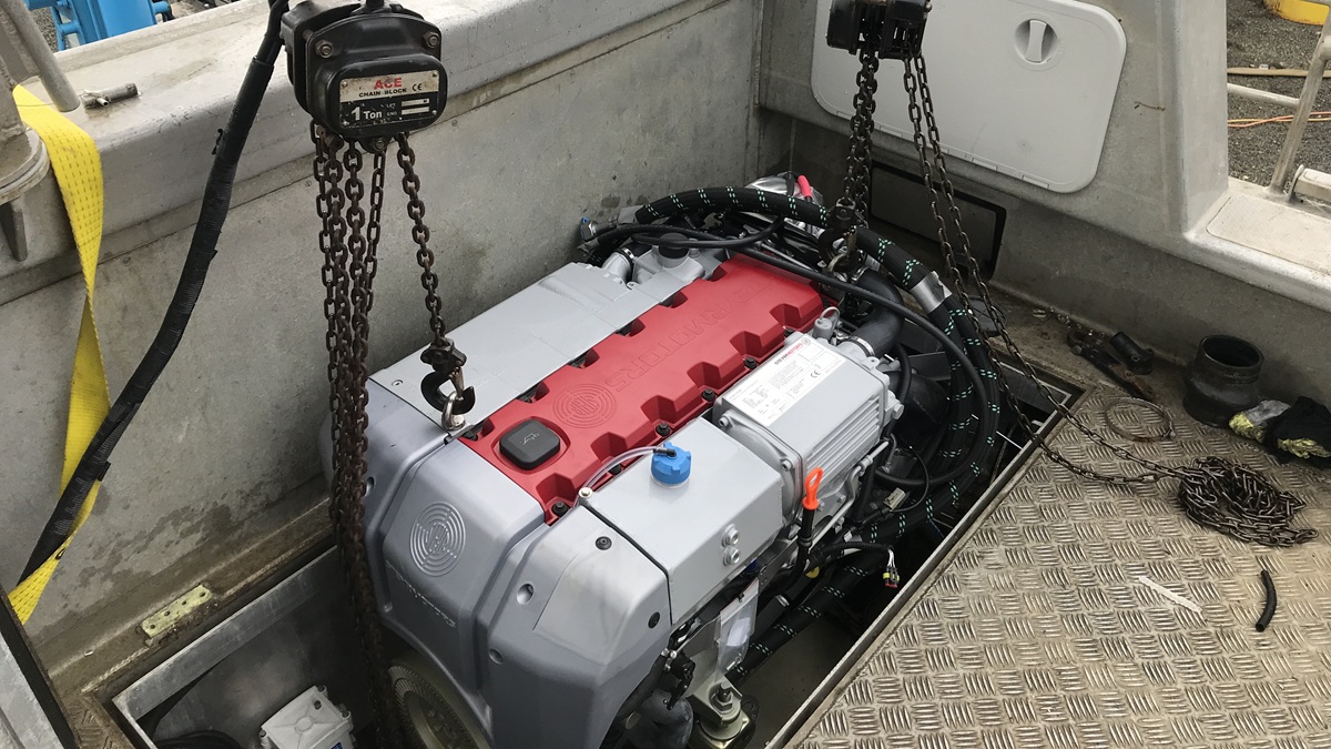 Steyr SE286E40 repower in a Bladerunner Cat Steyr SE286E40 repower in a Bladerunner Cat
