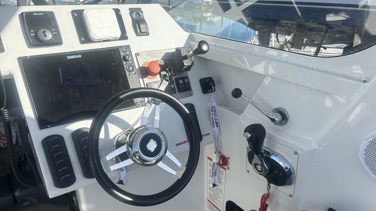 Sealegs Innovision 8.5m Repower dash layout