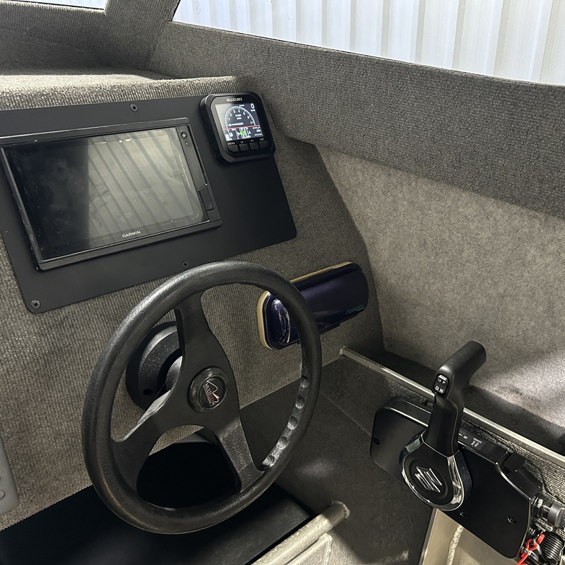 Profile 600H dash panel and Suzuki SMG4 gauge
