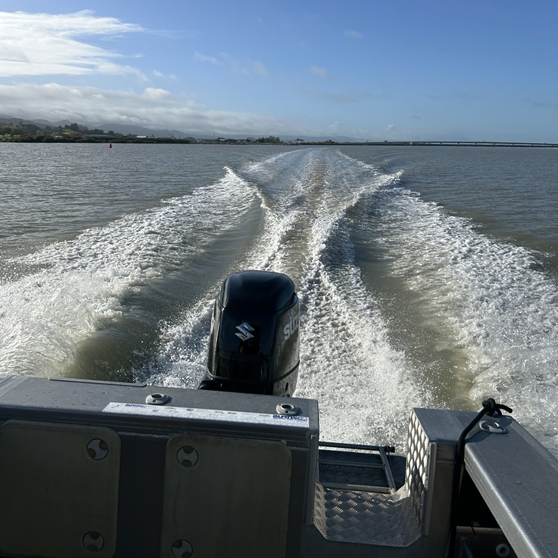 Bluefin HT700 repower with Suzuki on sea trials mobile Bluefin HT700 repower with Suzuki on sea trials