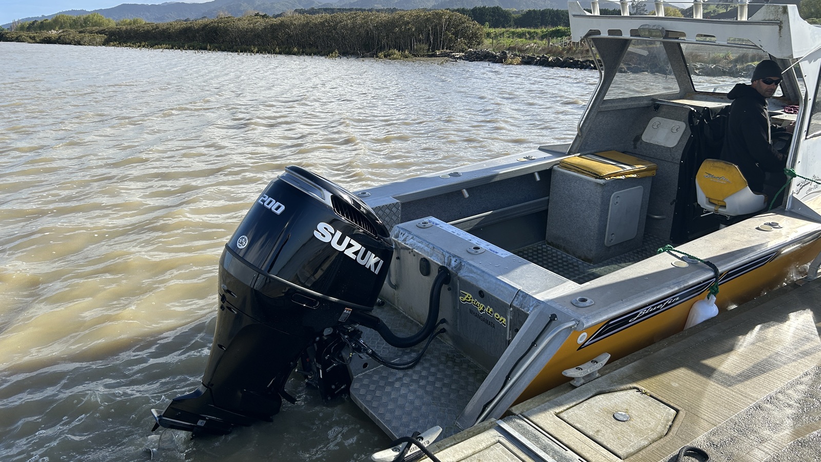 Bluefin HT700 Suzuki DF200TX Repower Bluefin HT700 Suzuki DF200TX Repower